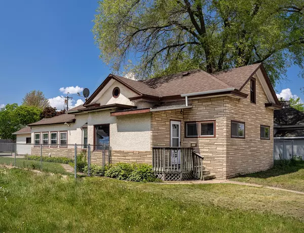 2830 South AVENUE, La Crosse, WI 54601