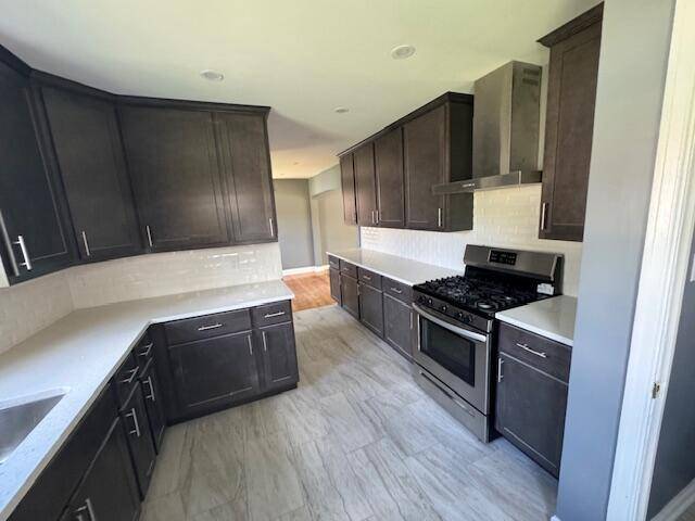 Milwaukee, WI 53209,2254 W Roosevelt DRIVE