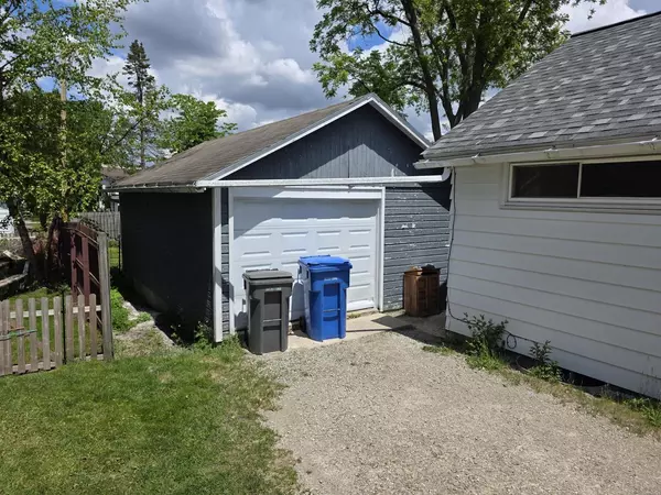 Watertown, WI 53098,218 Emerald STREET