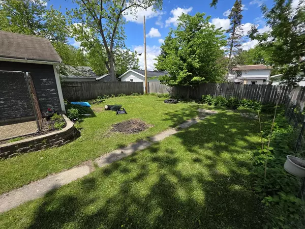 Watertown, WI 53098,218 Emerald STREET