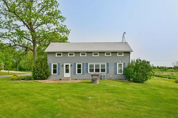 24324 W Overson ROAD, Union Grove, WI 53182