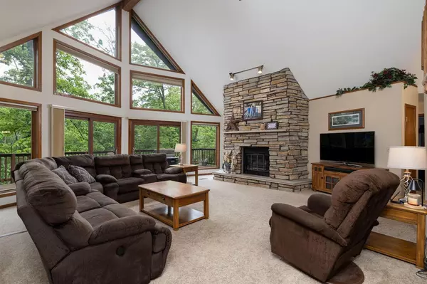 La Crosse, WI 54601,N1440 Red Oaks DRIVE