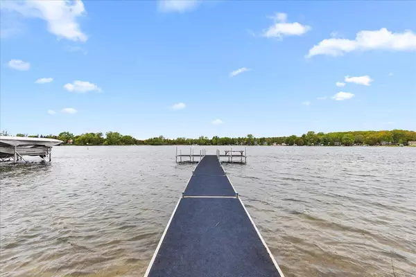 West Bend, WI 53090,1324 W Green Lake DRIVE