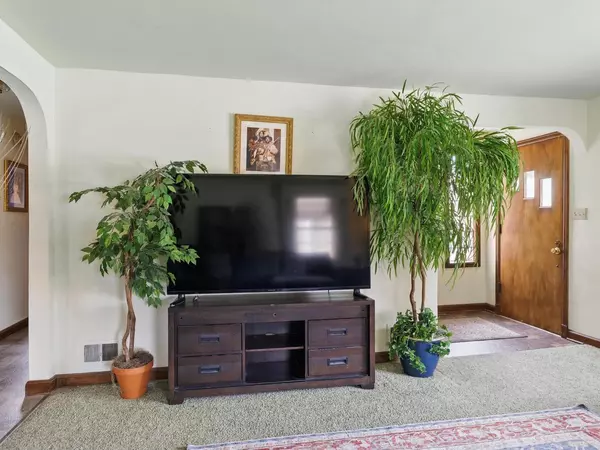 Two Rivers, WI 54241,1920 29th STREET