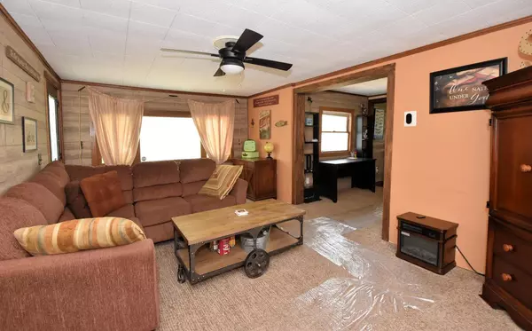 Hubertus, WI 53033,3524 S Shore DRIVE