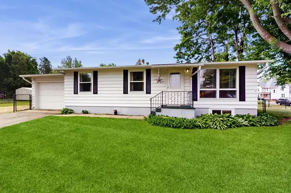 125 W School STREET, Sharon, WI 53585