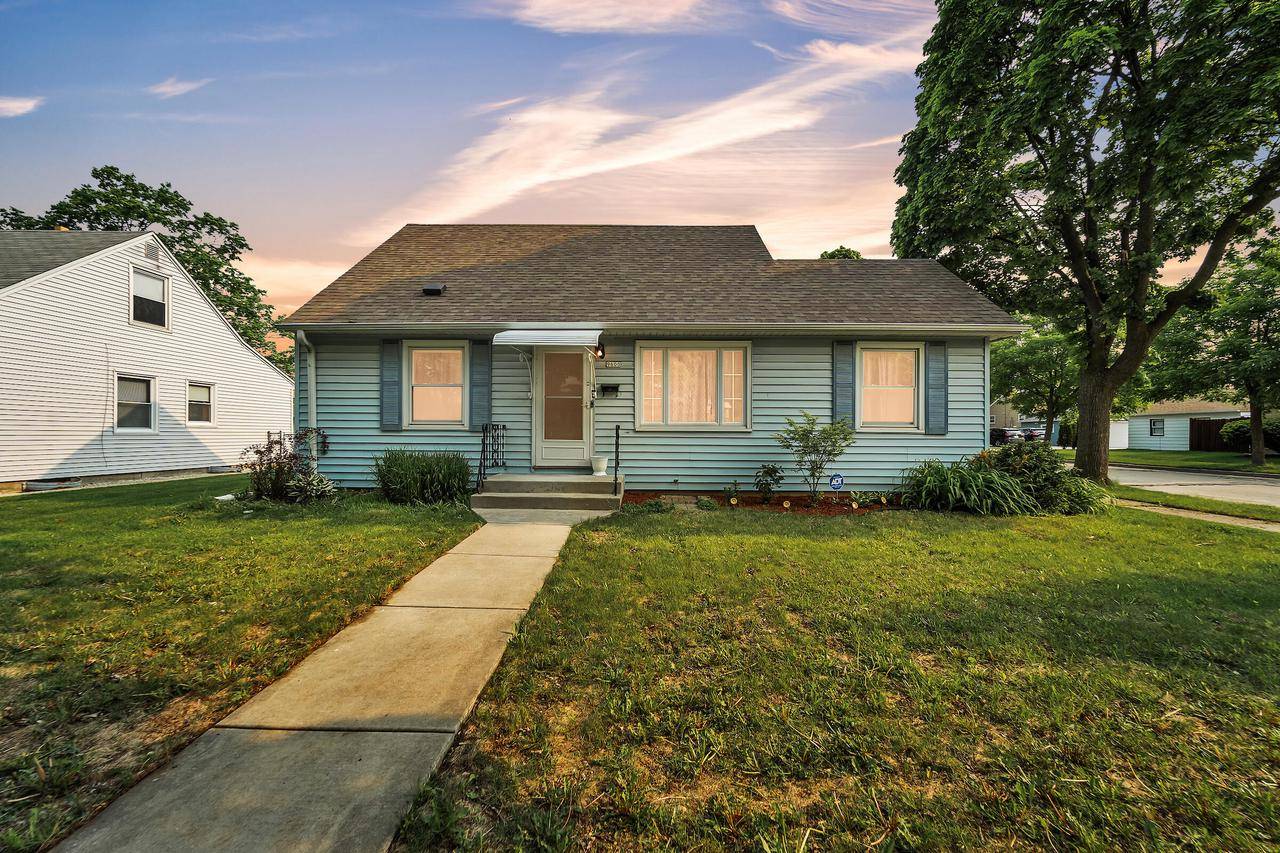 9600 W Melvina STREET, Milwaukee, WI 53222