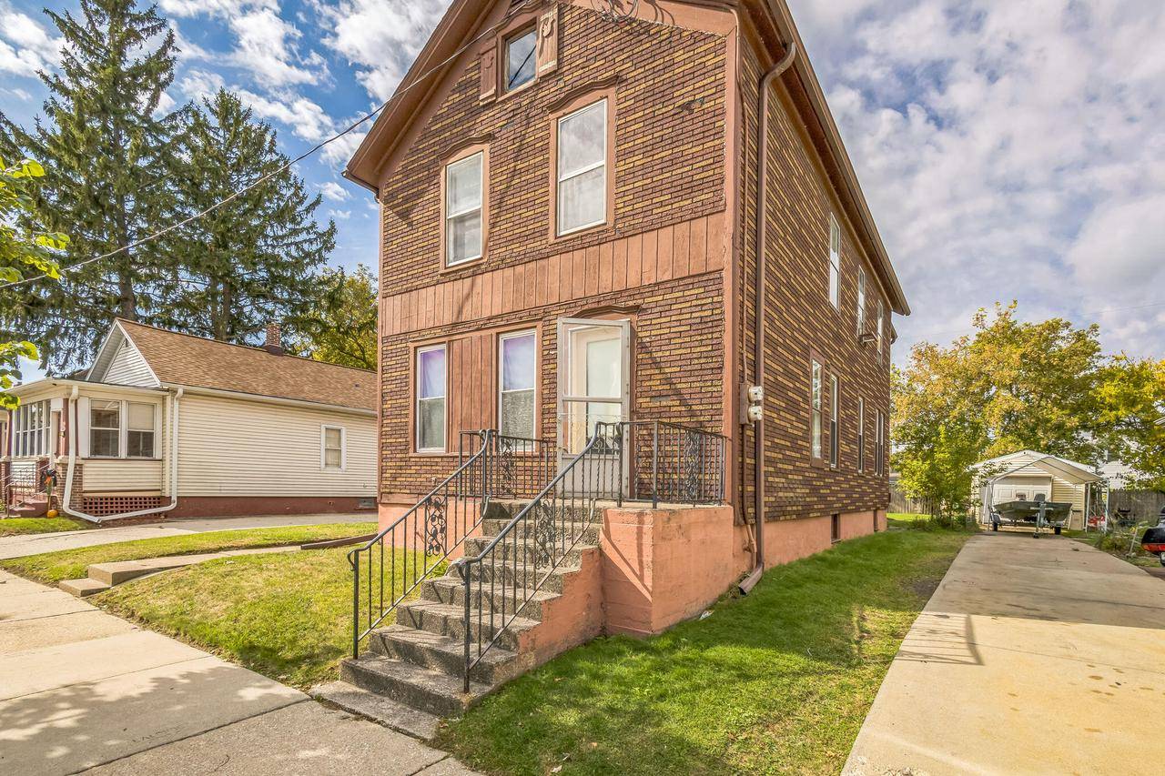 Racine, WI 53402,1738 Chatham STREET