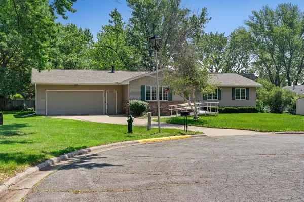 706 Vaaler COURT, Onalaska, WI 54650