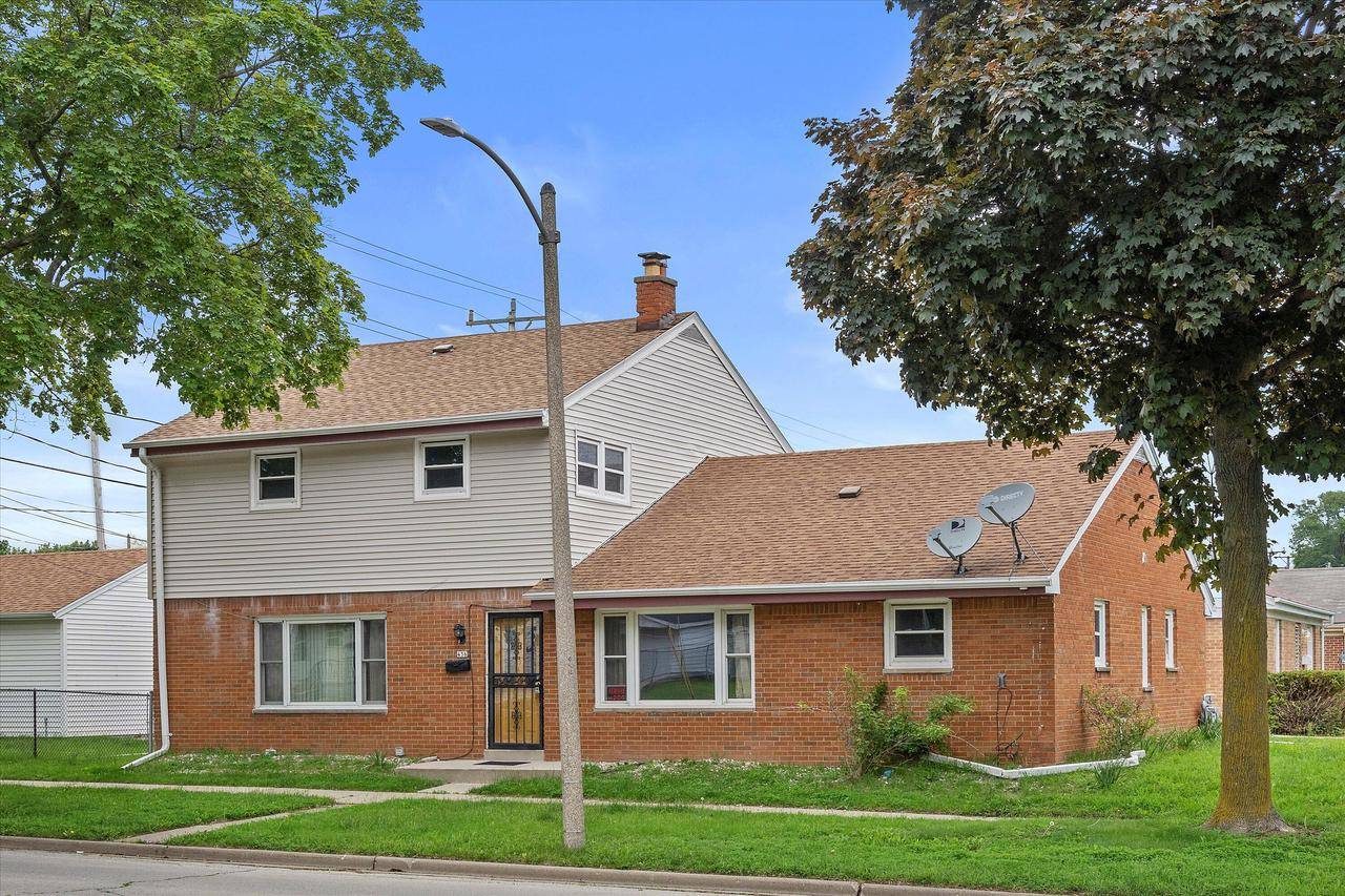 436 E Morgan AVENUE #438, Milwaukee, WI 53207