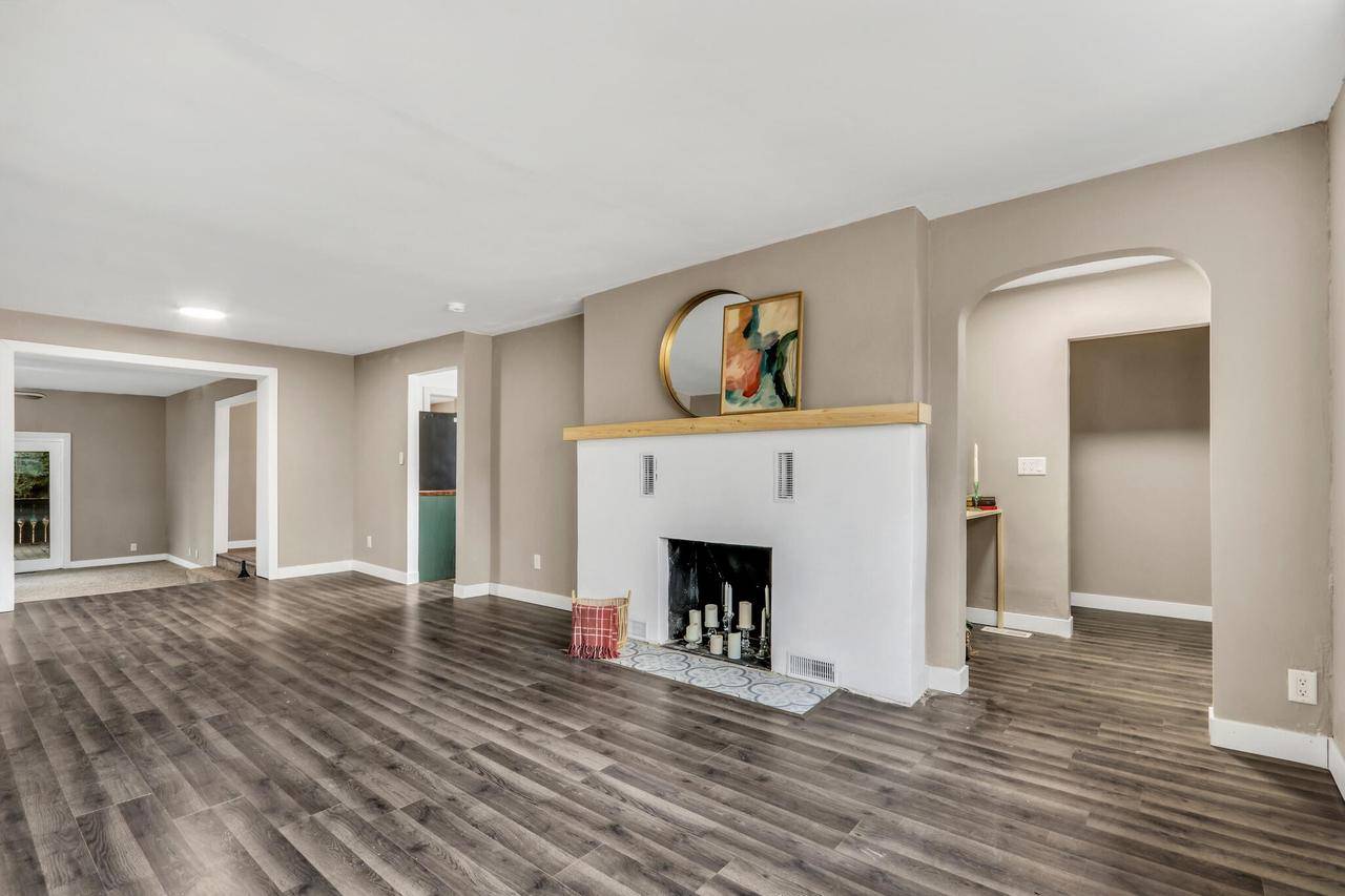 Janesville, WI 53546,4242 Fox Hills COURT