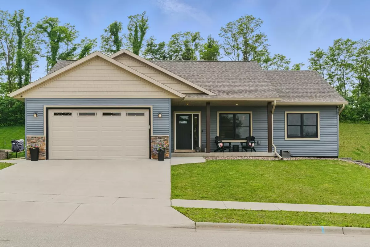 Holmen, WI 54636,1510 Cherry LANE S