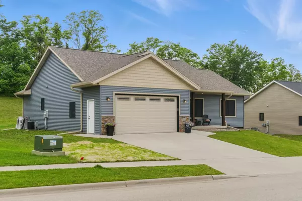 Holmen, WI 54636,1510 Cherry LANE S