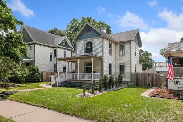 La Crosse, WI 54603,1617 Wood STREET