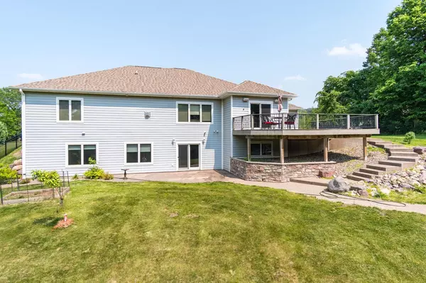 Holmen, WI 54636,606 Deerwood STREET