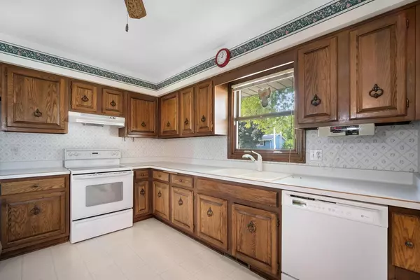 West Bend, WI 53095,735 Sheridan DRIVE