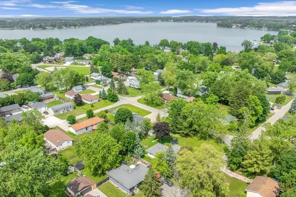 Kansasville, WI 53139,2806 Coolidge DRIVE