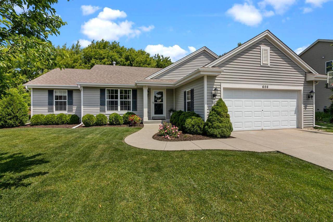 606 E Sheila AVENUE, Elkhorn, WI 53121