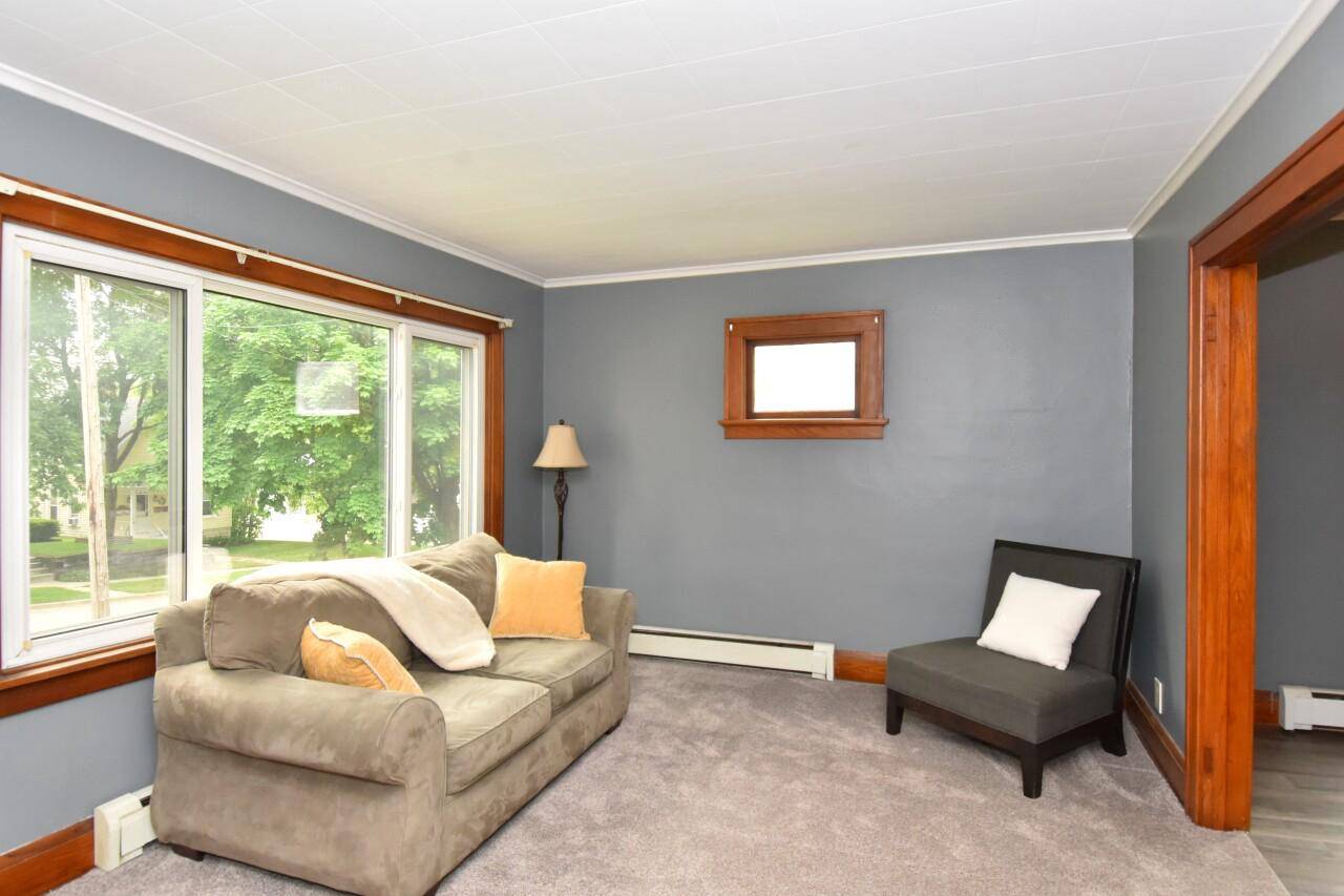 Waukesha, WI 53186,922 Aurora STREET #922 A