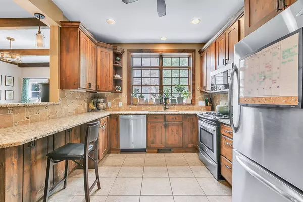 Fond Du Lac, WI 54935,243 Sheboygan STREET