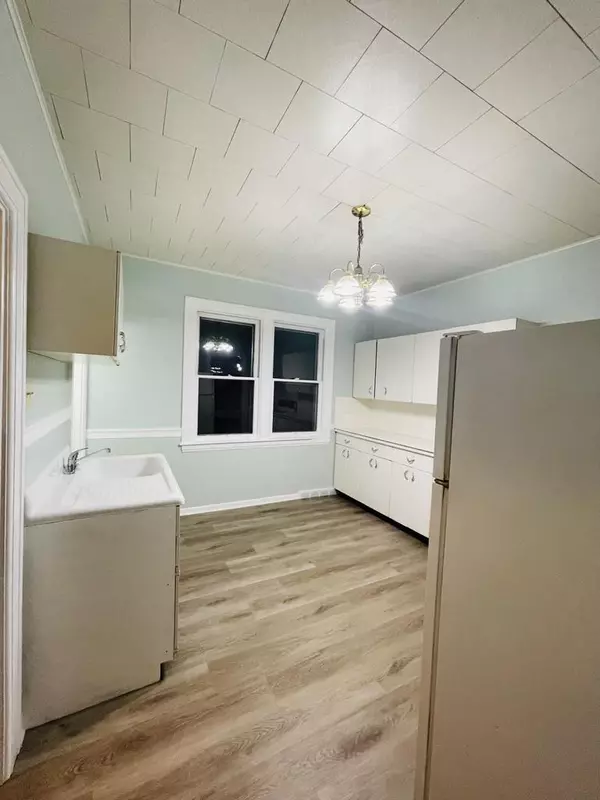 Sheboygan, WI 53081,929 Huron AVENUE