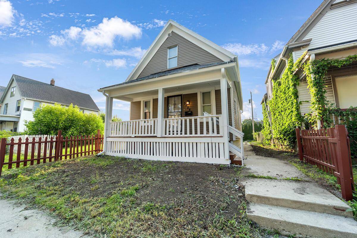 3124 N 29th STREET, Milwaukee, WI 53216