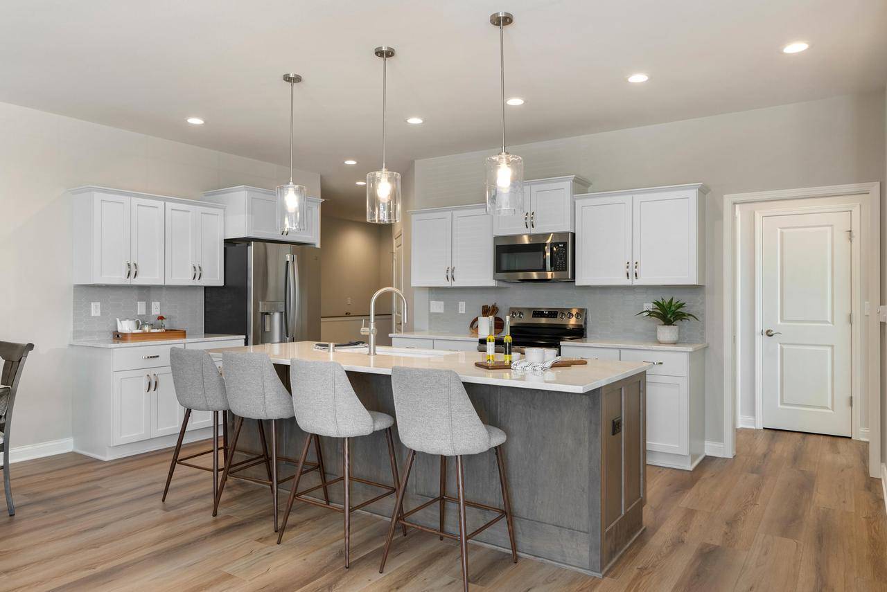 847 N Verona CIRCLE #6, Grafton, WI 53024