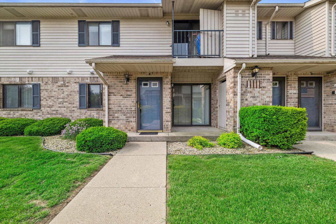 4008 81st STREET #B, Kenosha, WI 53142