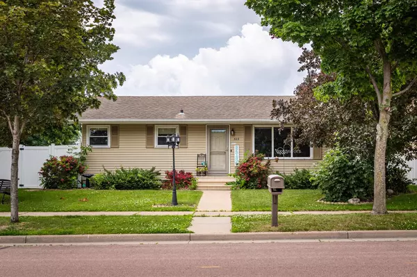 503 4th AVENUE N, Onalaska, WI 54650