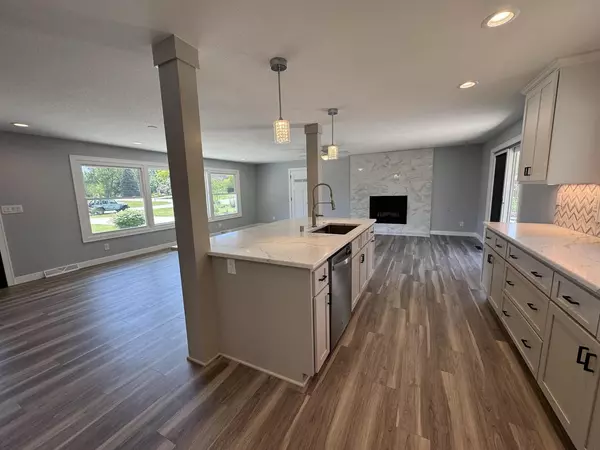 Franklin, WI 53132,4700 W Hunting Park DRIVE