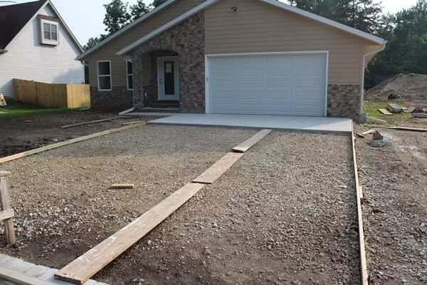 Burlington, WI 53105,8106 Monroe STREET #8112