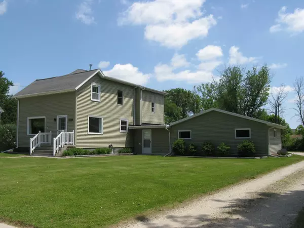 605 S 10th STREET, Oostburg, WI 53070