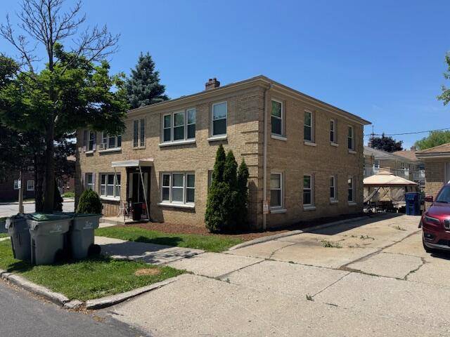 2703 N 69th STREET, Milwaukee, WI 53210