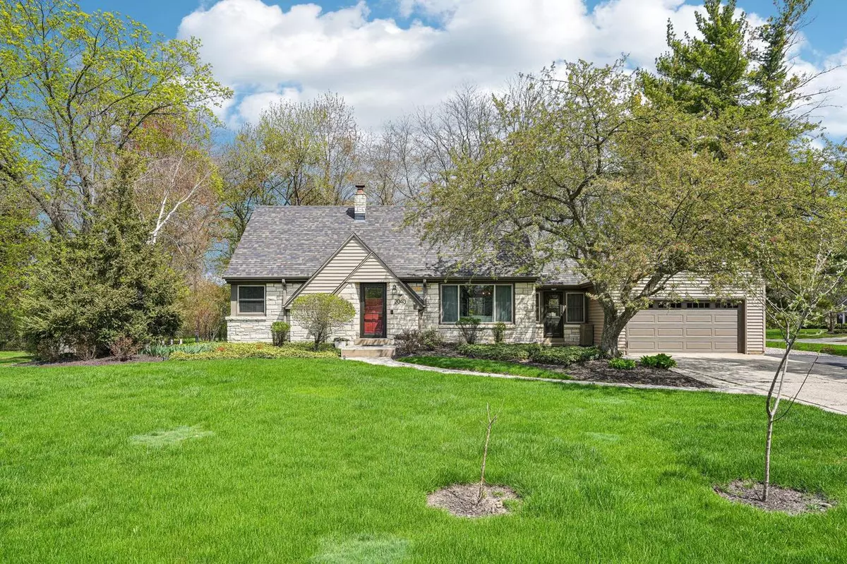 Elm Grove, WI 53122,2040 San Fernando DRIVE