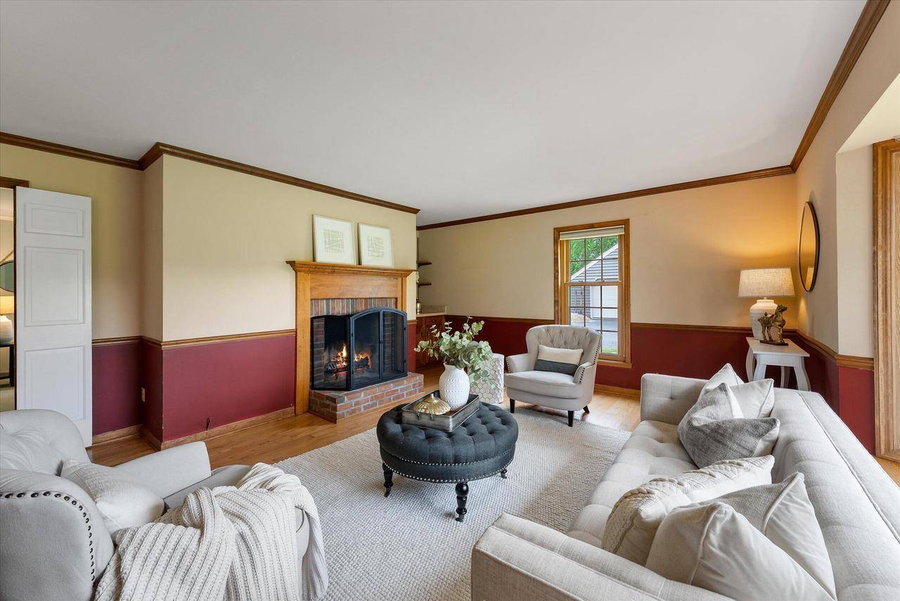 Mequon, WI 53092,10800 N Norway DRIVE