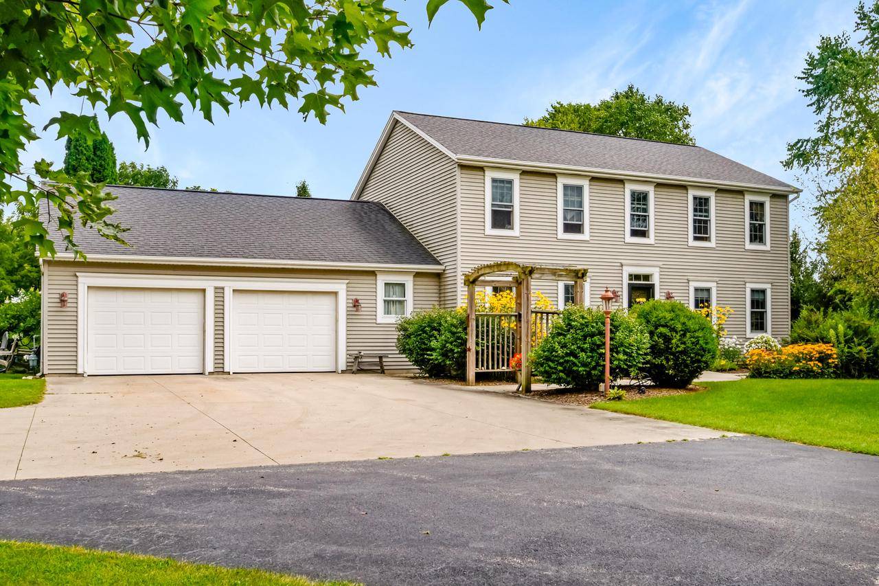 N171 County Road S, Kewaskum, WI 53040