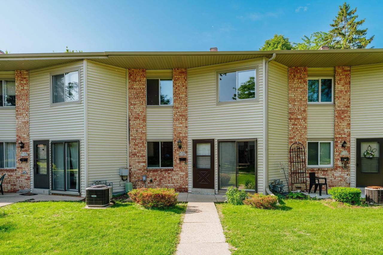 W169N11492 Biscayne DRIVE, Germantown, WI 53022