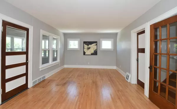 Watertown, WI 53094,305 N Warren STREET