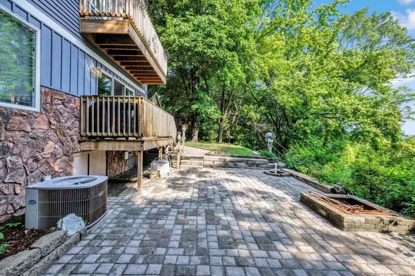 Summit, WI 53066,1012 N Breens Bay ROAD