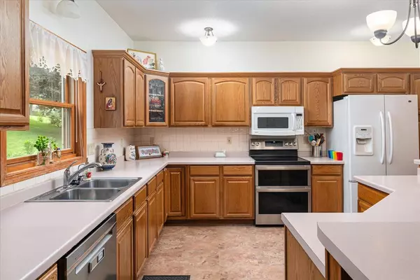 La Crescent, MN 55947,421 August Hills DRIVE