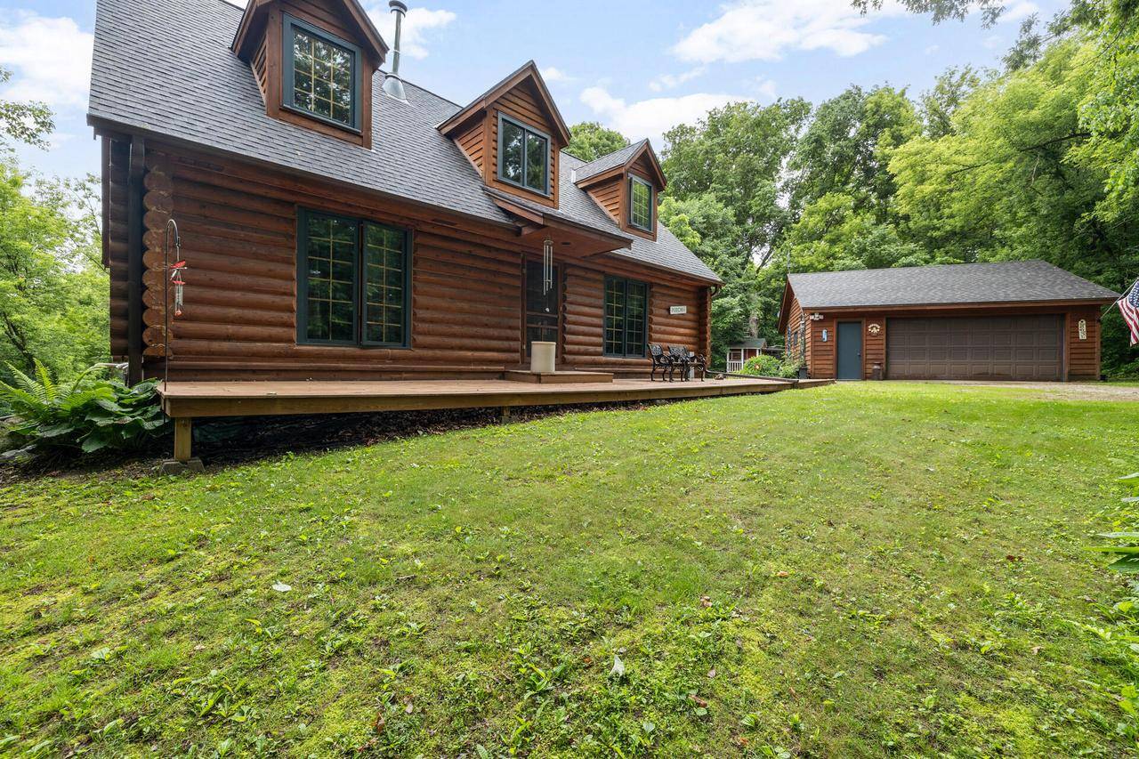 6044 Pleasant Hill ROAD, Hartford, WI 53027
