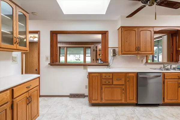 La Crosse, WI 54601,3720 Elm DRIVE