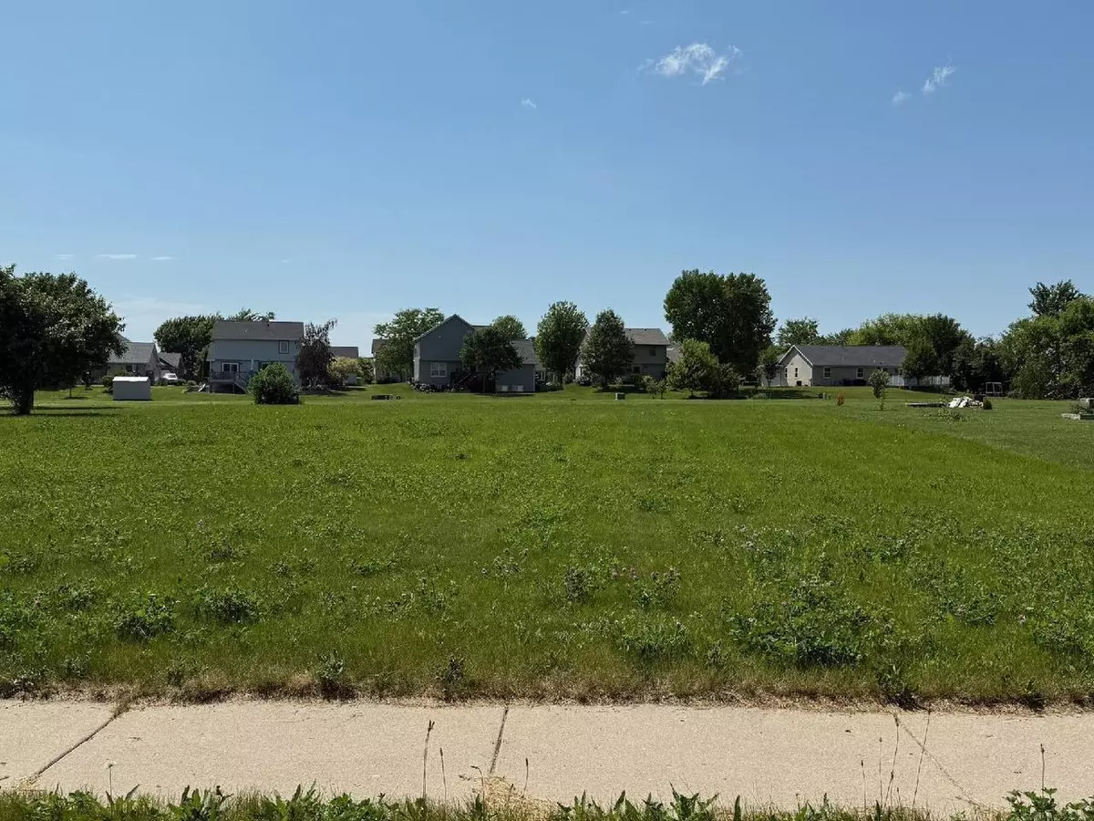 Delavan, WI 53115,114 AUTUMN DRIVE