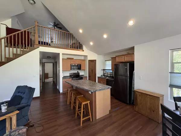 Shawano, WI 54166,N7044 Acorn COURT