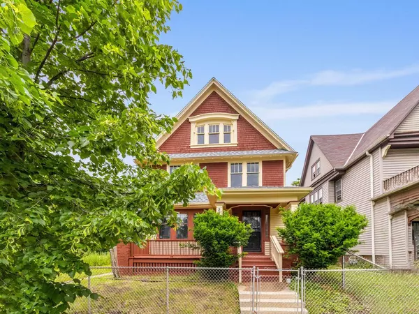 2647 N 21st STREET, Milwaukee, WI 53206