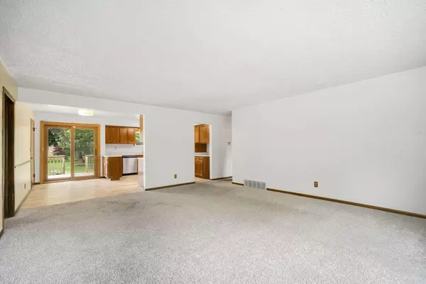 Oak Creek, WI 53154,7450 S Quincy AVENUE