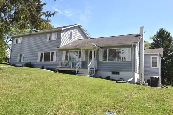 Bristol, WI 53104,11811 213th AVENUE