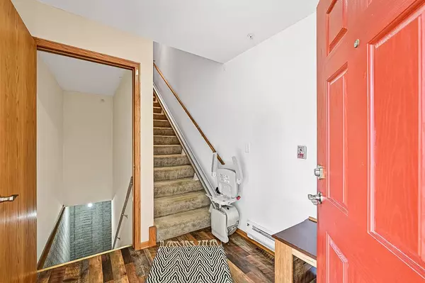 Franklin, WI 53132,7003 W Rawson AVENUE