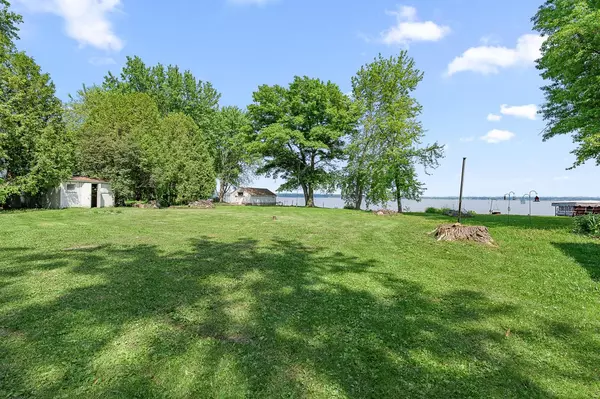 Beaver Dam, WI 53916,W9475 Stone Ledge ROAD