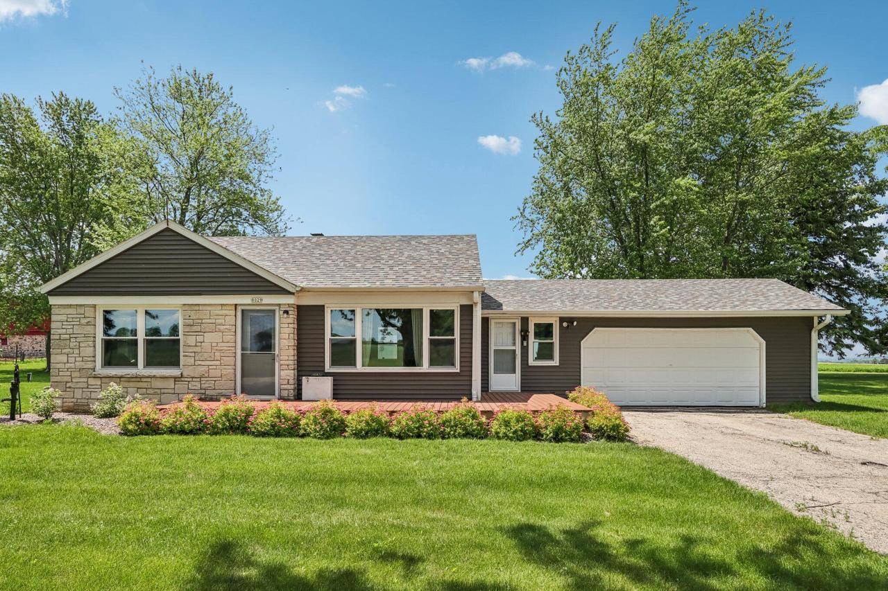 8029 County Highway W, West Bend, WI 53090